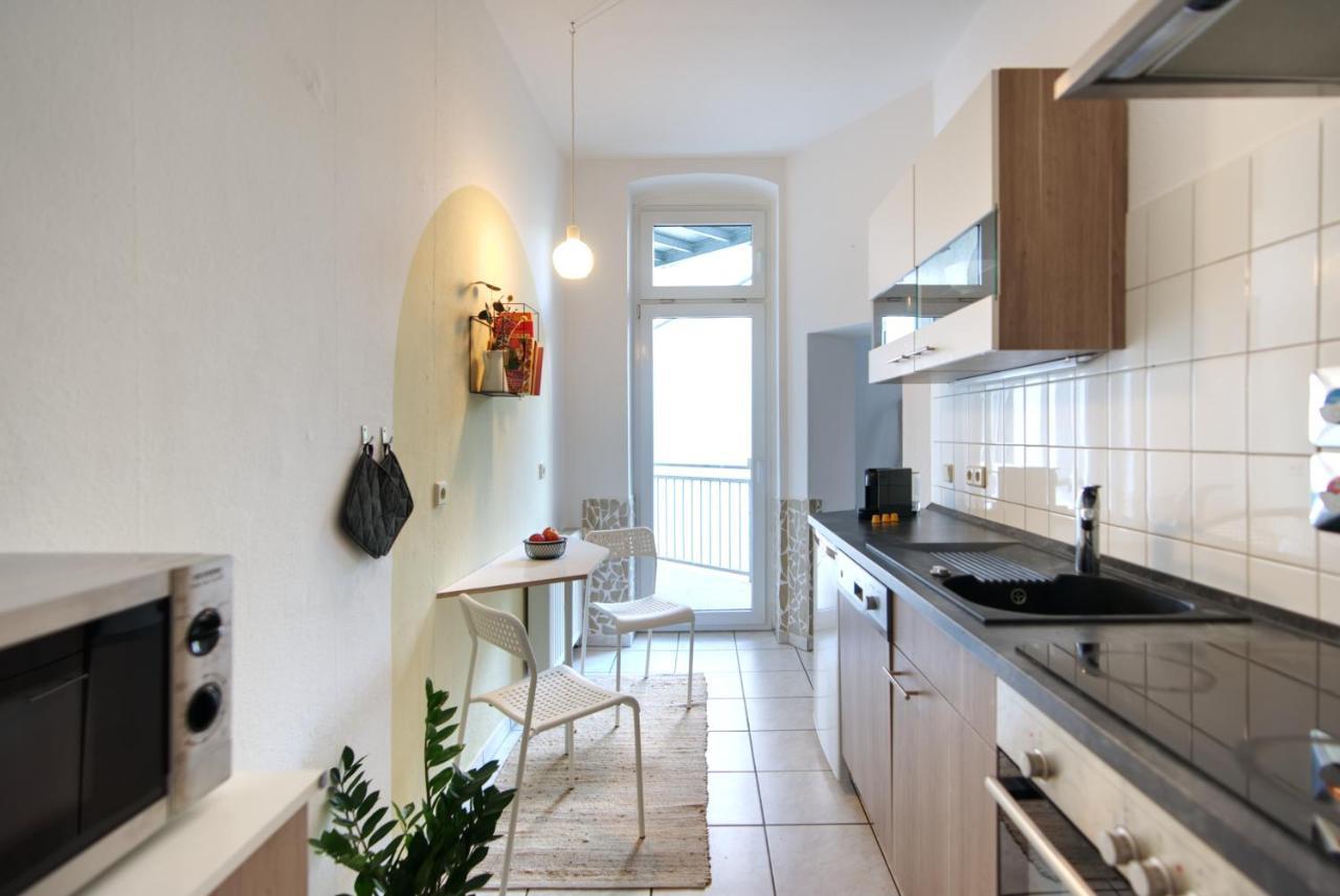 Vonbehling Boutique Apartment Mit 65Zoll Tv Und Designerstuecken Halle (Saale) Exterior foto
